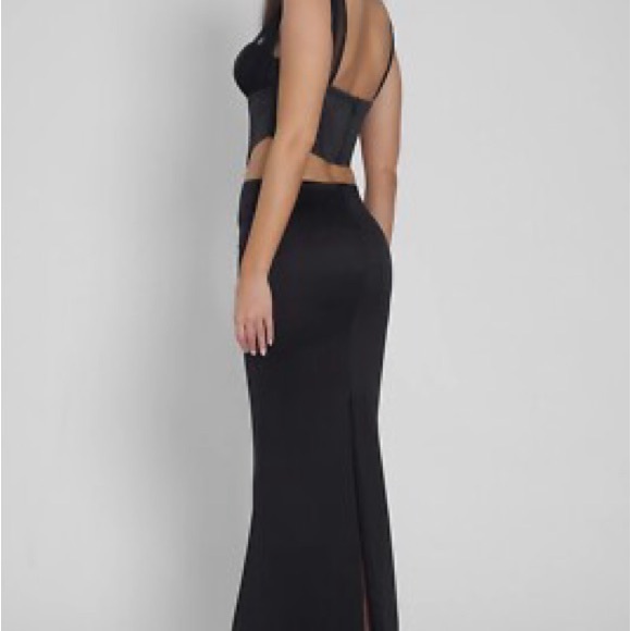 LEAU Iris Satin Midi Skirt - Black - Picture 3 of 4